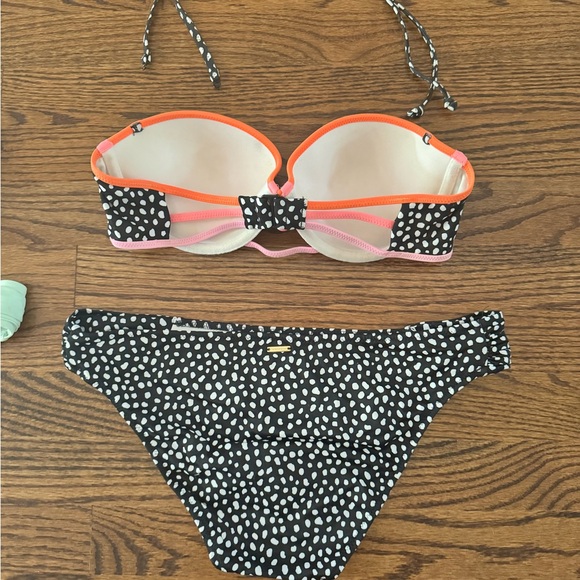 2 Victoria Secret Bikini Bathing Suits - Picture 8 of 8